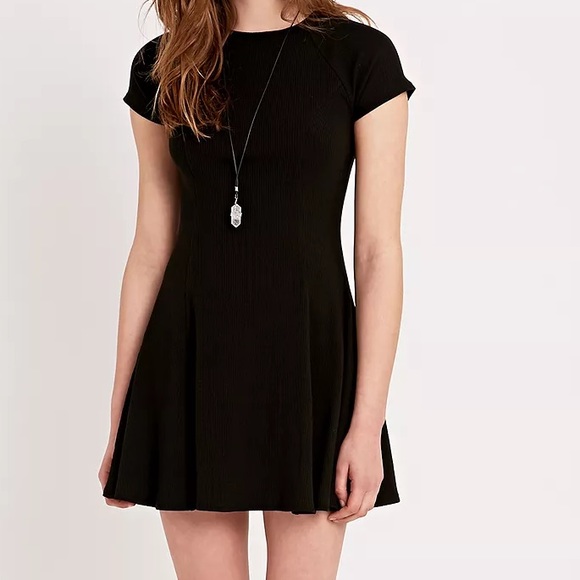 🎁 5/$25! BDG ‘Jackie’ Dress - Picture 2 of 16